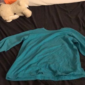 I am selling a fruit of the loom blue shirt